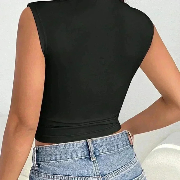 Black Casual Women's Summer Outfits Knitted Solid-Colored Tank Top - Picture 4 of 5